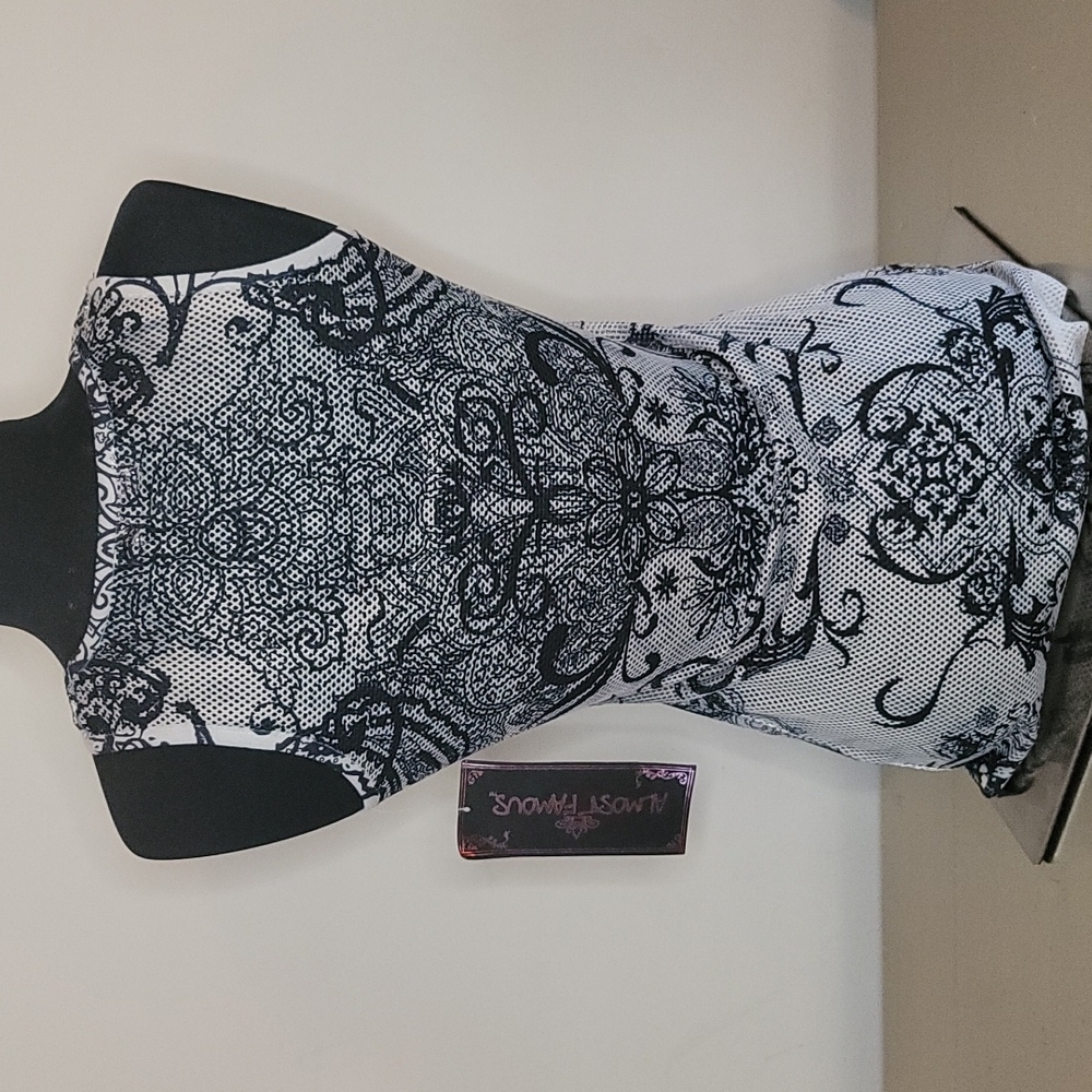 Almost Famous mesh summer top